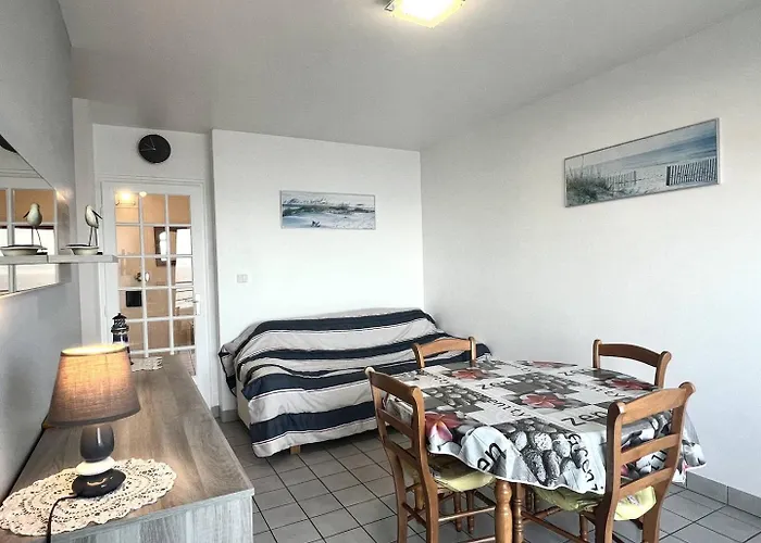 514 - Appartement 1 Chambre Vue Mer En Bordure De La Plage Du Centre D\'Erquy